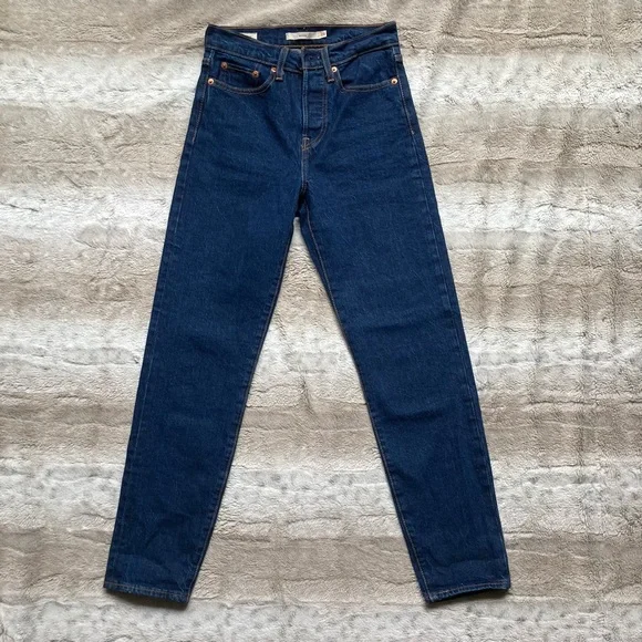 NWOT Levi’s Wedgie Jeans Dark Wash - Picture 3 of 10